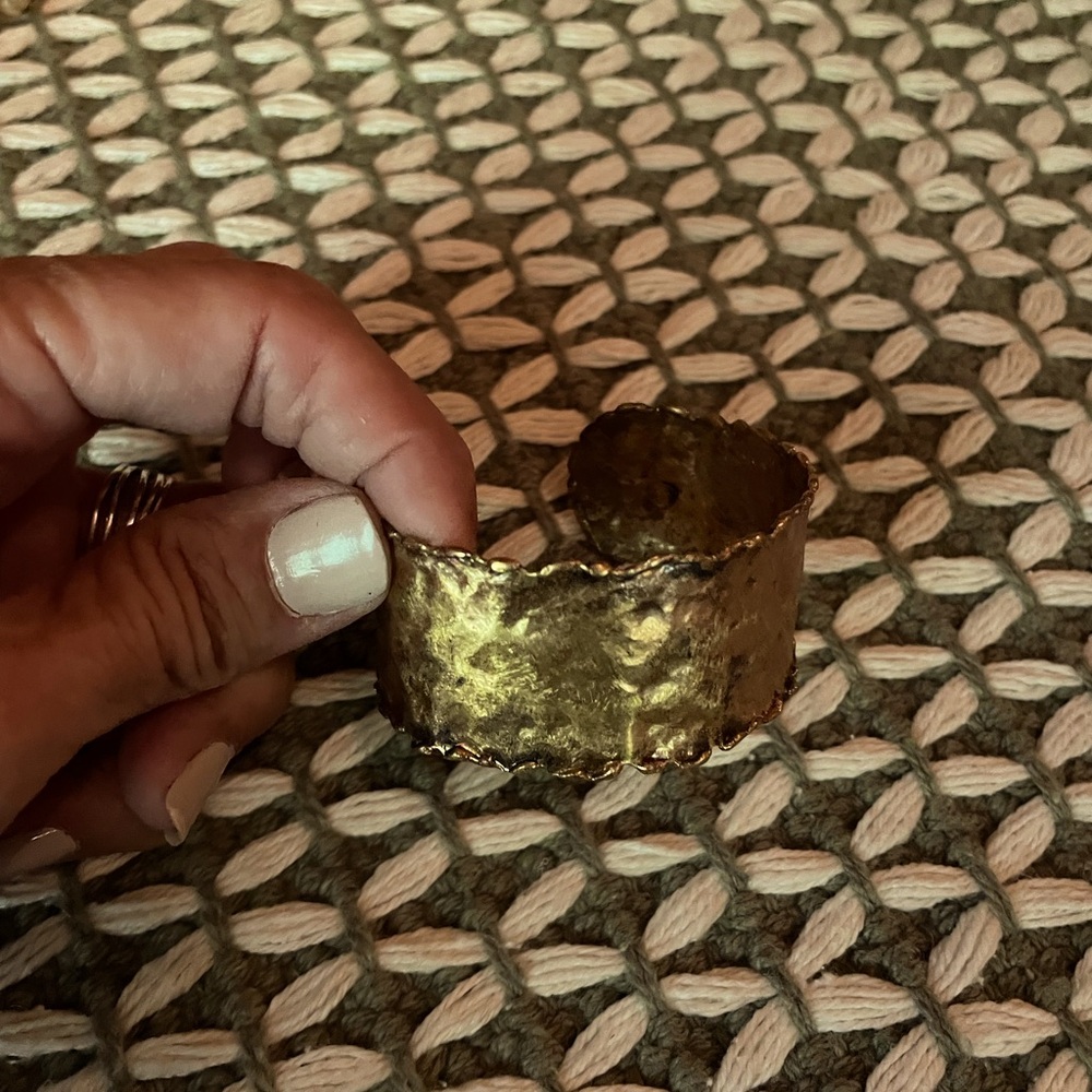 Elegant Gold Cuff Bracelet